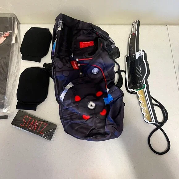 Deluxe Men's Ghostbusters Costume - Picture 2 of 7